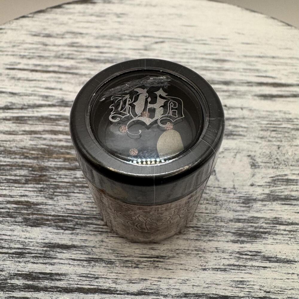Kat Von D True Romance Pigment - MEDITATION - RARE - 5g/.17oz - SEALED - Picture 3 of 6
